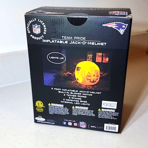NFL Patriots Inflatable Jack O Helmet.New in Box. Lights up.Self inflates - Picture 5 of 7